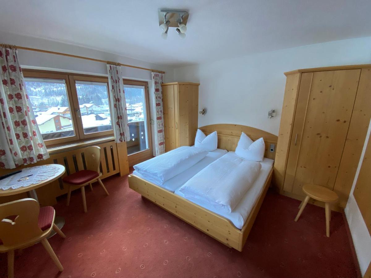 Pension Kandaharblick Pettneu am Arlberg Exterior foto